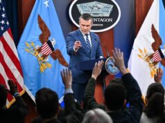 Los precios del petróleo suben a medida que las preocupaciones sobre un alto el fuego «incierto» llevan a Goldman a advertir sobre el precio del crudo a 115 dólares para fin de año.
| Los precios del petróleo suben a medida que las preocupaciones sobre un alto el fuego "incierto" llevan a Goldman a advertir sobre el precio del crudo a 115 dólares para fin de año.
|