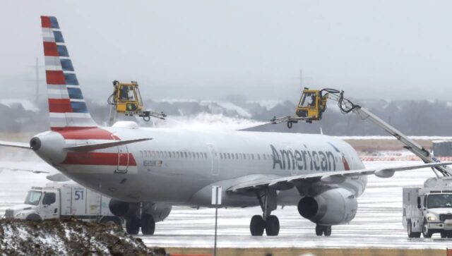 American Airlines dice que no está interesada en fusionarse con United. Un analista ve consolidación en otros lugares.

 | 