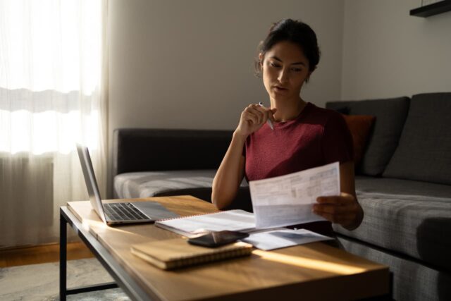 Tengo una deuda estudiantil de 30.000 dólares. ¿Qué es lo peor que puede pasar si no lo pago?

 | 