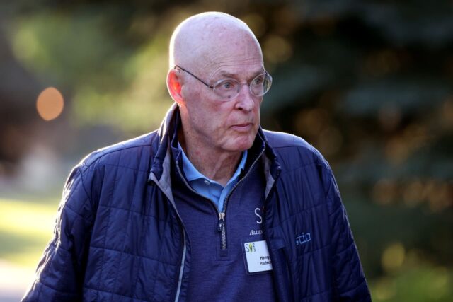 El exsecretario del Tesoro Henry Paulson advierte que Estados Unidos necesita un plan de contingencia para "romper el cristal" si la demanda del Tesoro colapsa

 | 