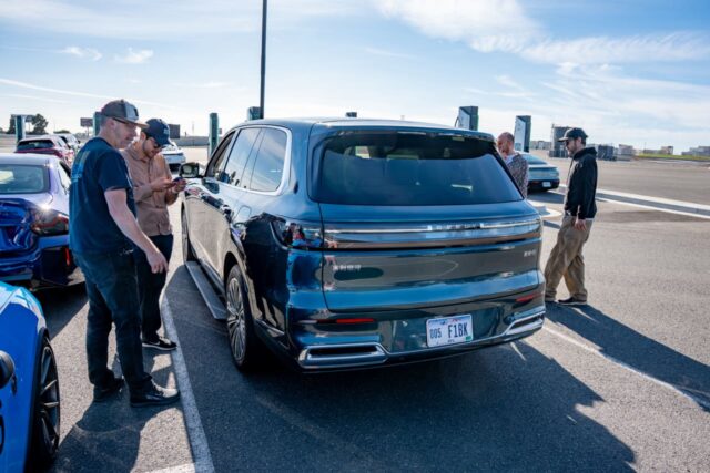 A los estadounidenses les encantaría este SUV híbrido de $25,000, pero aún no está disponible aquí

 | 