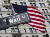 El S&P 500 sólo ha subido tan rápido cuatro veces desde la Segunda Guerra Mundial. Una vez, siguió una caída histórica del mercado de valores.
| Los futuros de las acciones estadounidenses caen y el petróleo sube antes de una semana ocupada para Wall Street
|