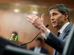 Las cuatro principales conclusiones de la audiencia de confirmación de Kevin Warsh elegida por la Reserva Federal de Trump, dice el estratega Tom Lee
| Las cuatro principales conclusiones de la audiencia de confirmación de Kevin Warsh elegida por la Reserva Federal de Trump, dice el estratega Tom Lee
|