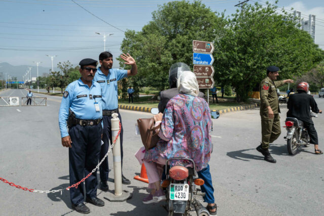 Los precios del petróleo suben tras el cierre del Estrecho de Ormuz mientras las conversaciones de paz se hunden en la incertidumbre

 | 