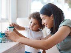 ¿Un crédito de seguridad social por ser madre? Esta es una nueva idea ante el Congreso.
| ¿Un crédito de seguridad social por ser madre? Esta es una nueva idea ante el Congreso.
|
