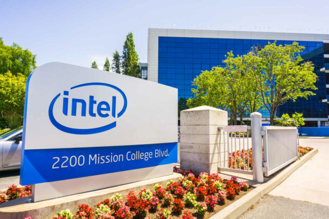 Por qué las acciones de Intel van camino de un aumento histórico de ganancias

 | 
