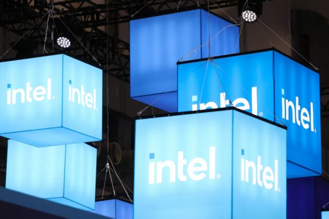 Las acciones de Intel se disparan cuando su último movimiento indica que se está produciendo un "cambio"

 | 