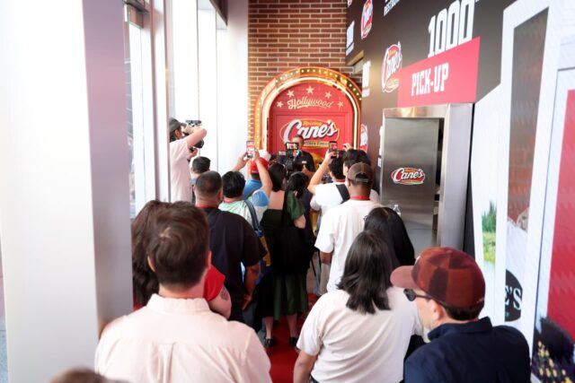 La economía sacudida por la guerra en Irán. La inflación está aumentando y las empresas de servicios están frenando el empleo.

 | 