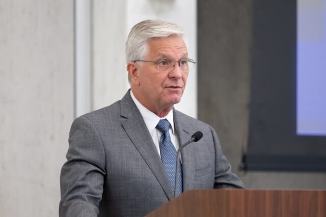 Waller de la Fed, cauteloso sobre los recortes de tasas, teme un "aumento sostenido de la inflación"

 | 