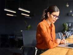 “Tengo treinta y tantos y me especializo en finanzas”: en la era de la IA, ¿qué paga: un CFA o un Executive MBA?
| “Tengo treinta y tantos y me especializo en finanzas”: en la era de la IA, ¿qué paga: un CFA o un Executive MBA?
|