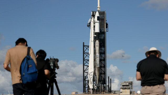Los inversores minoristas obtienen acceso directo a la IPO de SpaceX a través de las principales plataformas de corretaje

 | 