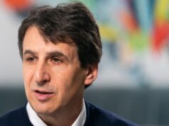 Rowan, director ejecutivo de Apollo, advierte sobre la corrección del mercado y critica a las aseguradoras competidoras
| Rowan, director ejecutivo de Apollo, advierte sobre la corrección del mercado y critica a las aseguradoras competidoras
|