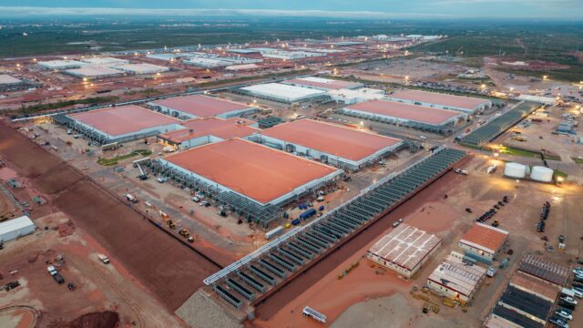 El 'mayor cuello de botella en el desarrollo de la IA' impulsa el ETF de DRAM a un récord

 | 