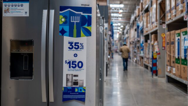 Whirlpool dice que la guerra en Irán ha provocado un “declive industrial al nivel de una recesión”. Las acciones han bajado un 20%

 | 