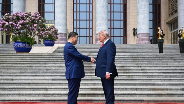 Trump y Xi inician cumbre en el primer viaje presidencial estadounidense a Beijing en casi una década

 | 