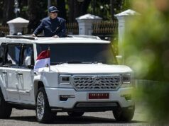 Kala Prabowo le pide a Pindad un diseño especial para su coche oficial
| Kala Prabowo le pide a Pindad un diseño especial para su coche oficial
|