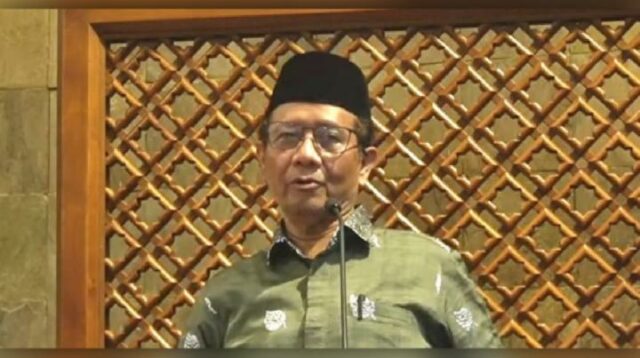 La Comisión Nacional de Reforma de la Policía prepara un informe sobre hasta 10 libras para Prabowo

 | 