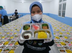 Profesores jubilados y UGM chocan por la construcción de la cocina MBG
| Profesores jubilados y UGM chocan por la construcción de la cocina MBG
|