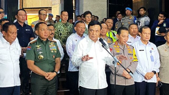 Respuesta del Ministro Coordinador de Política y Seguridad al secuestro de 9 ciudadanos indonesios por parte del ejército israelí

 | 