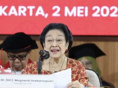Megawati destaca que la República no es de unos pocos
| Megawati destaca que la República no es de unos pocos
|