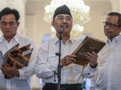 Jimly: Prabowo limitará las comisarías fuera de la policía nacional
| Jimly: Prabowo limitará las comisarías fuera de la policía nacional
|