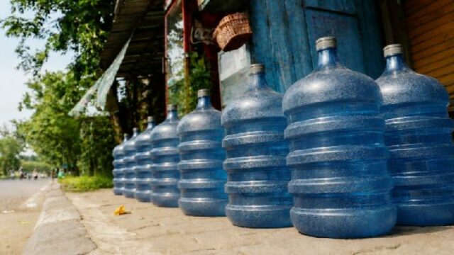 KKI recuerda a los consumidores que el periodo máximo de uso de galones reutilizables es de un año

 | 