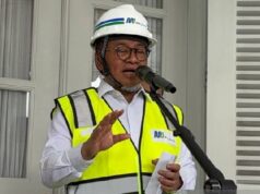 Pramono apunta a operar el segmento Harmoni MRT Fase 2A en 2027
| Pramono apunta a operar el segmento Harmoni MRT Fase 2A en 2027
|