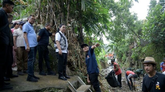 El gobierno de la ciudad de Semarang implementa pagos no en efectivo por el impuesto a los residuos

 | 