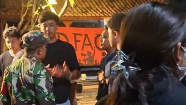 Festival de Cine Festival del Cerdo en la Universidad de Udayana en presencia del TNI

 | 