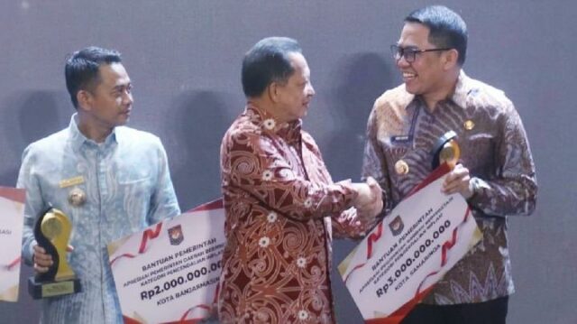 La ciudad de Samarinda está a la vanguardia en el La ciudad de Samarinda está a la vanguardia en el financiamiento de la innovación y el control de la inflación.
|