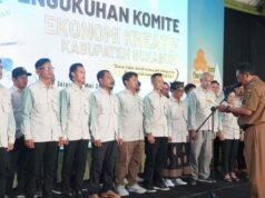 Regente de Asep: la economía creativa es un pilar importante del desarrollo en la regencia de Sukabumi
| Regente de Asep: la economía creativa es un pilar importante del desarrollo en la regencia de Sukabumi
|