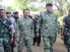 Bogor Regent agradece al 128.º TMMD por completar la construcción de una carretera de 5,2 kilómetros en Cigudeg
| Bogor Regent agradece al 128.º TMMD por completar la construcción de una carretera de 5,2 kilómetros en Cigudeg
|