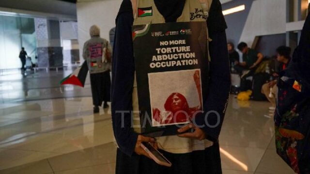 La historia de los activistas de la flotilla de Gaza: La historia de los activistas de la flotilla de Gaza: torturados, hambrientos y deshidratados
|