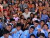 La luz de la educación desde Oriente brilla
| La luz de la educación desde Oriente brilla
|