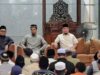 Miles de fieles realizan la oración de la mañana en congregación en la Gran Mezquita de Cilegon
| Miles de fieles realizan la oración de la mañana en congregación en la Gran Mezquita de Cilegon
|