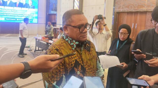 El Comité SNPMB ve tasas de jockey de UTBK de El Comité SNPMB ve tasas de jockey de UTBK de hasta 700 millones de IDR
|