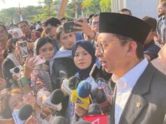 Fadli Zon garantiza la publicación del libro de historia de Indonesia en agosto
| Fadli Zon garantiza la publicación del libro de historia de Indonesia en agosto
|