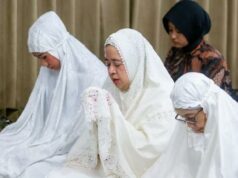 Puan reza el Eid al-Adha en la mezquita de la RPD y dona una vaca que pesa una tonelada
| Puan reza el Eid al-Adha en la mezquita de la RPD y dona una vaca que pesa una tonelada
|