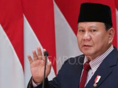 Prabowo llega al Elíseo
| Prabowo llega al Elíseo
|