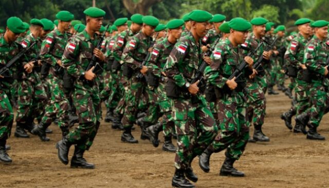 Razones del fortalecimiento del militarismo en la era del gobierno de Prabowo

 | 