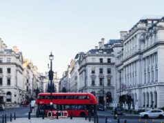 Se mudó de Australia a Londres en busca de mejores oportunidades y viajes baratos.
| Real Estate,freelancer-le,moving,london,australia,relocation,melbourne Se mudó de Australia a Londres en busca de mejores oportunidades y viajes baratos.
| Real Estate,freelancer-le,moving,london,australia,relocation,melbourne