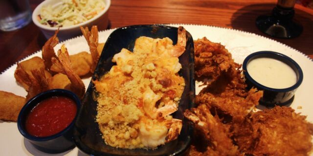 Reseña: Los interminables camarones de Red Lobster, de nuevo en el menú después de la quiebra

 | Food,Retail,red-lobster,chains,chain-restaurant,chain-restaurants,casual-dining,endless-shrimp