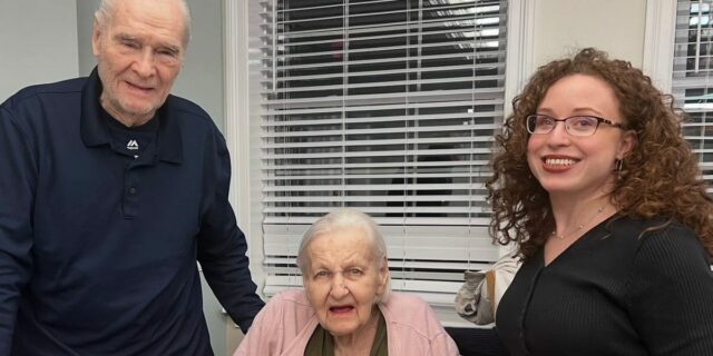 Mi abuela me crió. Al final me ocupé de ella.

 | Parenting,essay,parenting,parenting-freelancer,mothers-day,grandmother