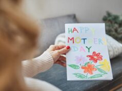 El Día de la Madre es otra excusa para retribuir a todas las mamás de mi vida
| Parenting,parenting,parenting-freelancer,essay,mothers-day,moms El Día de la Madre es otra excusa para retribuir a todas las mamás de mi vida
| Parenting,parenting,parenting-freelancer,essay,mothers-day,moms