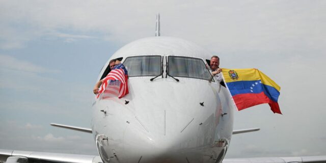 Vuelven los vuelos a Venezuela. Sólo una aerolínea estadounidense está reanudando el servicio.

 | Travel,Transportation,american-airlines,airlines,aviation,routes,venezuela