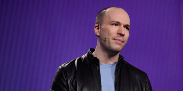 El presidente de OpenAI dice que la IA ha pasado de escribir el 20% al '80% de su código'

 | Tech,AI,openai,coding,software-engineer,developers,vibe-mode