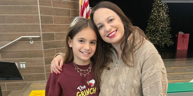 Termina la escuela primaria. Lo que más extrañaré será el Termina la escuela primaria. Lo que más extrañaré será el almuerzo.
| Parenting,essay,parenting-freelancer,parenting,family,school,kids,growing-up,traditions,lunch,kids-lunch