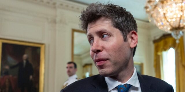 Sam Altman: la IA ha llevado a la “venganza de las ideas”

 | AI,Tech,sam-altman,founders,y-combinator,silicon-valley,ai