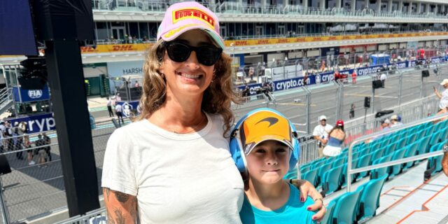 Lo que aprendí al llevar a mi hijo al Gran Premio de F1 de Miami

 | Travel,Parenting,essay,parenting,f1,grand-prix,miami,miami-grand-prix