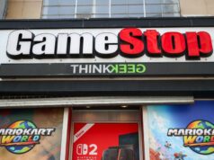 El CEO de GameStop provocó una avalancha de memes con su acuerdo con eBay
| Media,Retail,gamestop,ebay,meme-stocks,social-media El CEO de GameStop provocó una avalancha de memes con su acuerdo con eBay
| Media,Retail,gamestop,ebay,meme-stocks,social-media